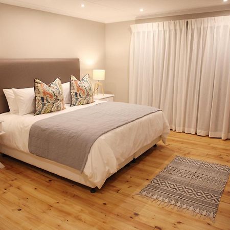 Eden Guesthouse B&B Dana Bay Екстер'єр фото