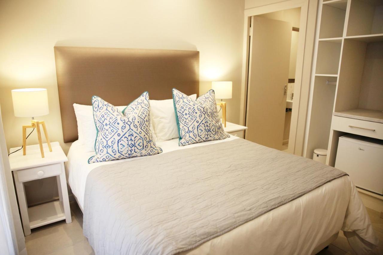 Eden Guesthouse B&B Dana Bay Екстер'єр фото