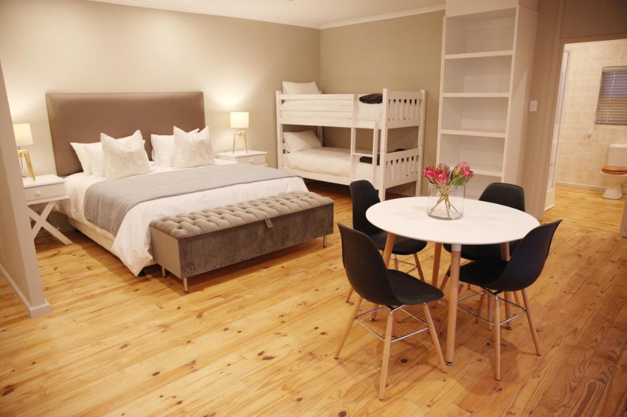Eden Guesthouse B&B Dana Bay Екстер'єр фото