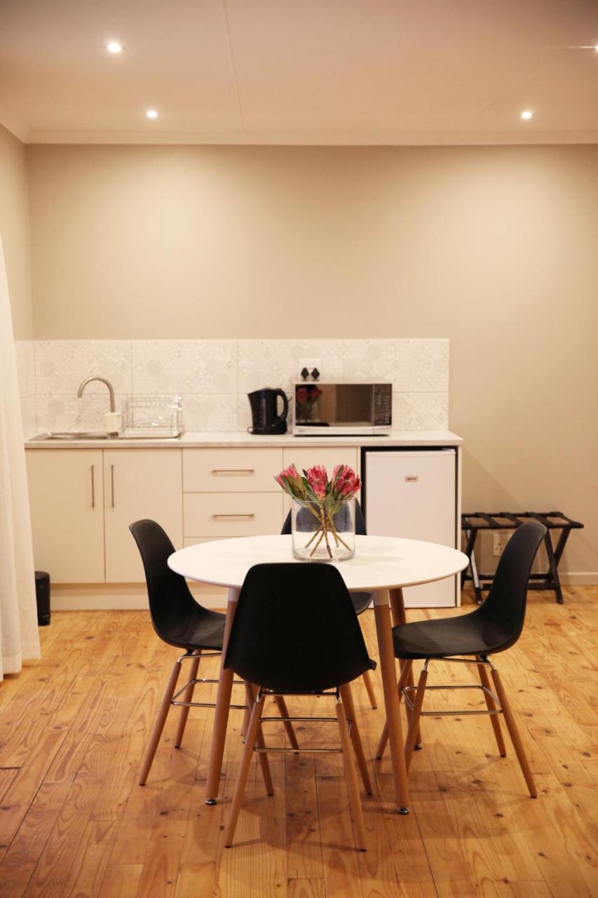 Eden Guesthouse B&B Dana Bay Екстер'єр фото
