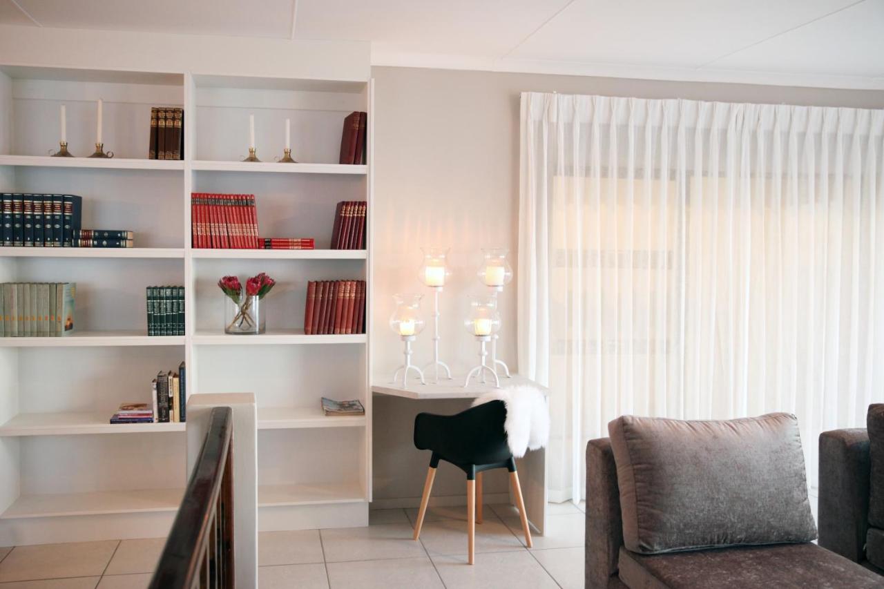 Eden Guesthouse B&B Dana Bay Екстер'єр фото
